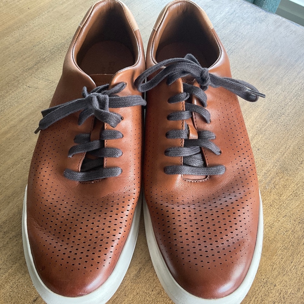 Cole Haan men’ sneaker